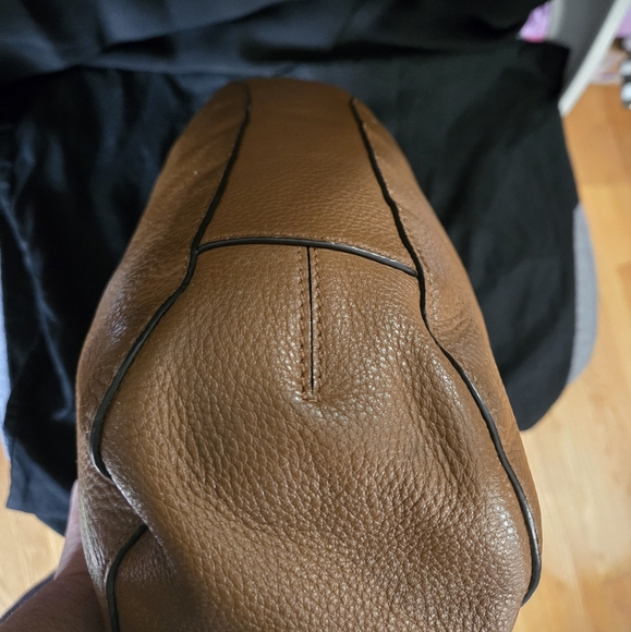 Michael Kors Smooth Leather Shoulder Bag EUC - Picture 11 of 14